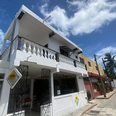 Hotel La Famiglia Isla Mujeres Exteriér fotografie